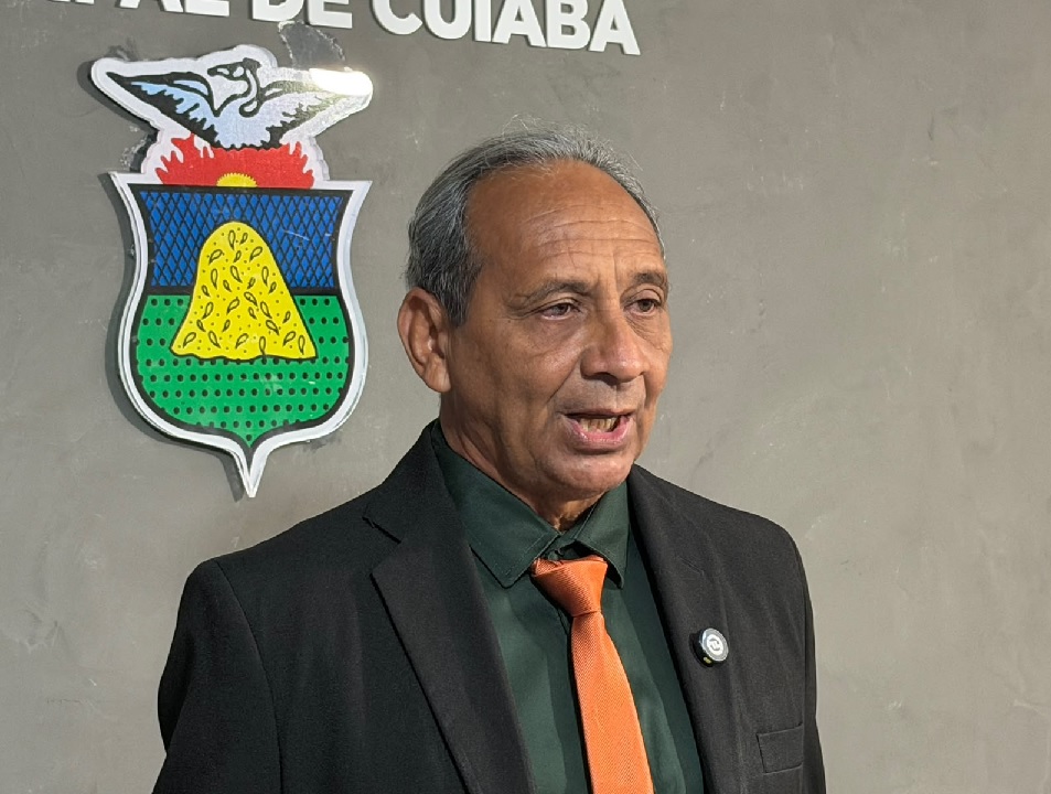 Às vésperas da eleição, suplente diz sofrer pressão por voto na Câmara